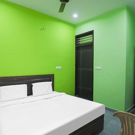 Capital O A-One Hotel Manesar Ngoại thất bức ảnh